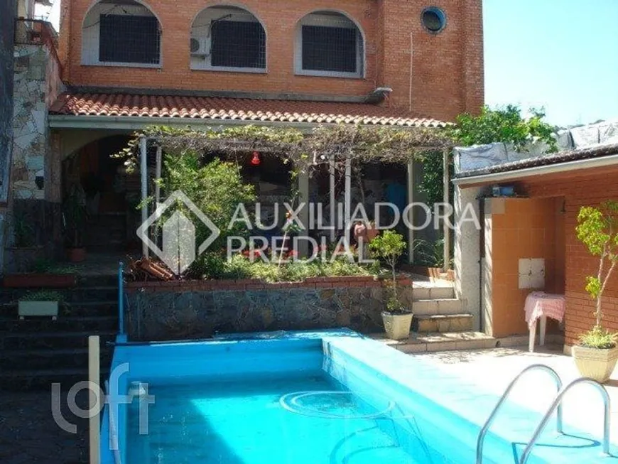 Foto 1 de Casa com 3 Quartos à venda, 260m² em São José, Porto Alegre