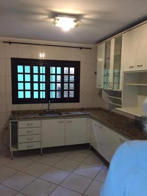 Foto 1 de Casa com 3 Quartos à venda, 140m² em Jardim D'abril, Osasco