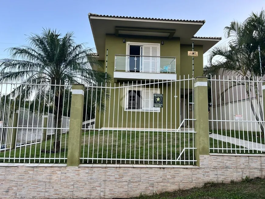 Foto 1 de Sobrado com 3 Quartos à venda, 200m² em Santa Isabel, Viamão