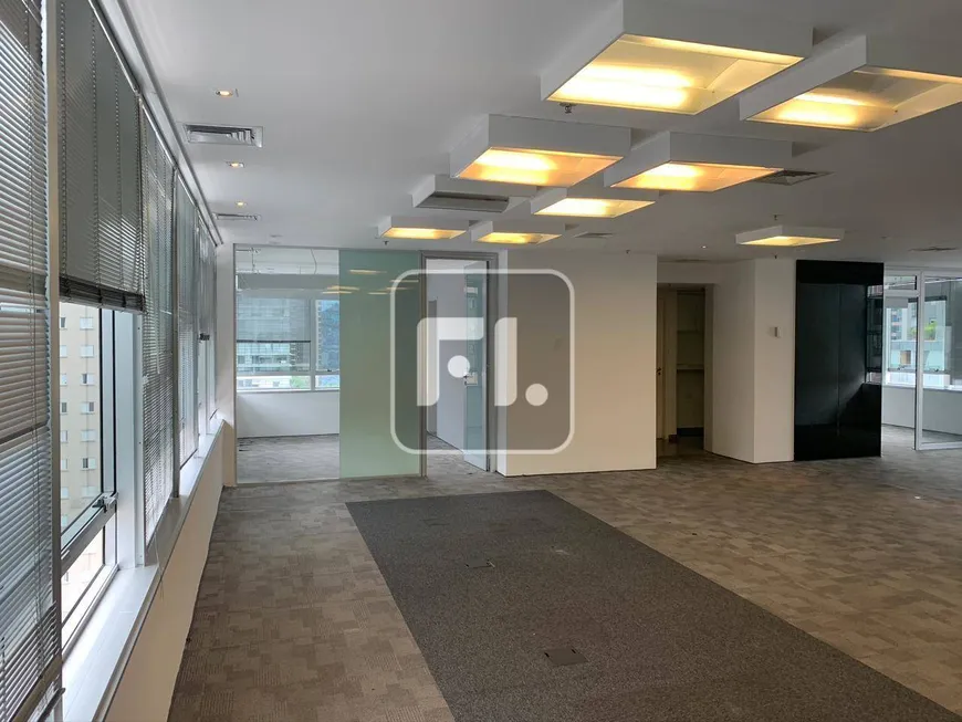 Foto 1 de Sala Comercial para alugar, 215m² em Jardim Europa, São Paulo