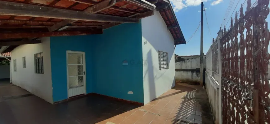 Foto 1 de Casa com 2 Quartos à venda, 80m² em Centro, Iperó