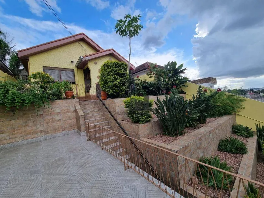 Foto 1 de Casa com 2 Quartos à venda, 150m² em Partenon, Porto Alegre