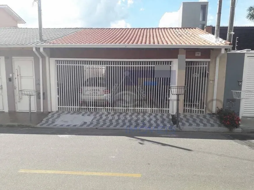 Foto 1 de Casa com 3 Quartos à venda, 94m² em Vila Suíssa, Mogi das Cruzes