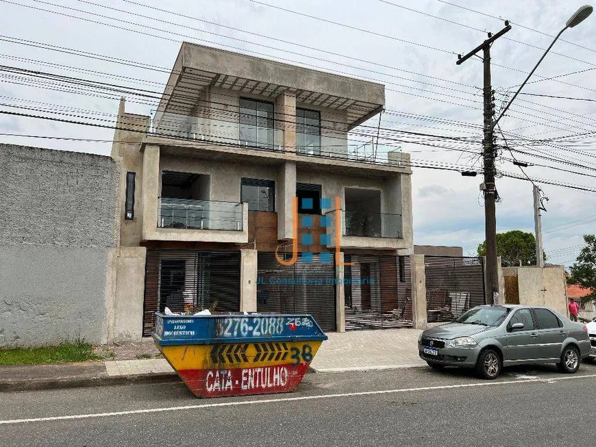 Foto 1 de Sobrado com 3 Quartos à venda, 170m² em Fanny, Curitiba