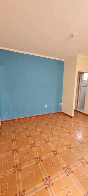 Foto 1 de Casa com 2 Quartos para alugar, 45m² em Bento Ribeiro, Rio de Janeiro
