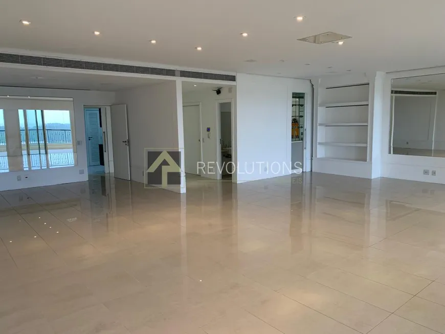 Foto 1 de Apartamento com 5 Quartos à venda, 435m² em Barra da Tijuca, Rio de Janeiro