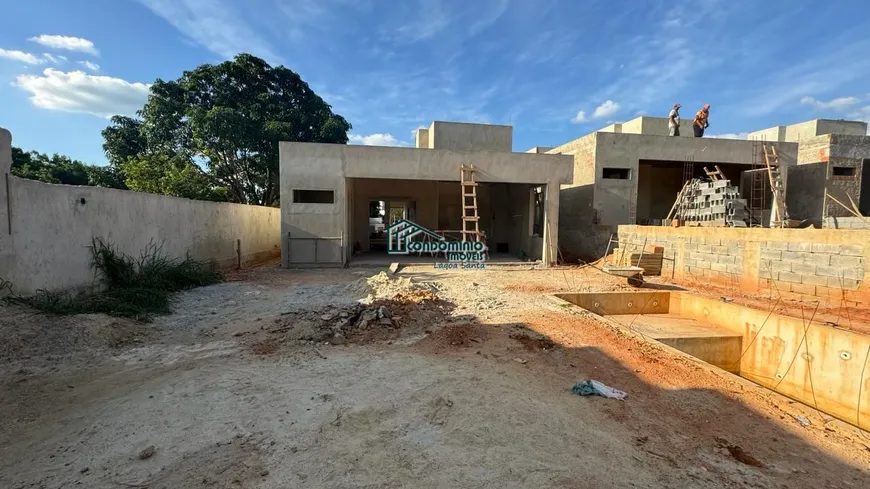 Foto 1 de Casa com 3 Quartos à venda, 500m² em Francisco Pereira, Lagoa Santa