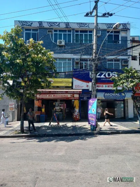 Foto 1 de Lote/Terreno à venda, 292m² em  Vila Valqueire, Rio de Janeiro