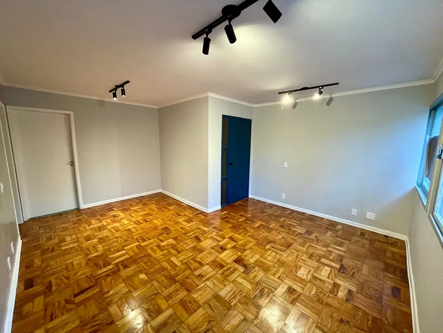 Foto 1 de Apartamento com 3 Quartos à venda, 90m² em Vila Olímpia, São Paulo