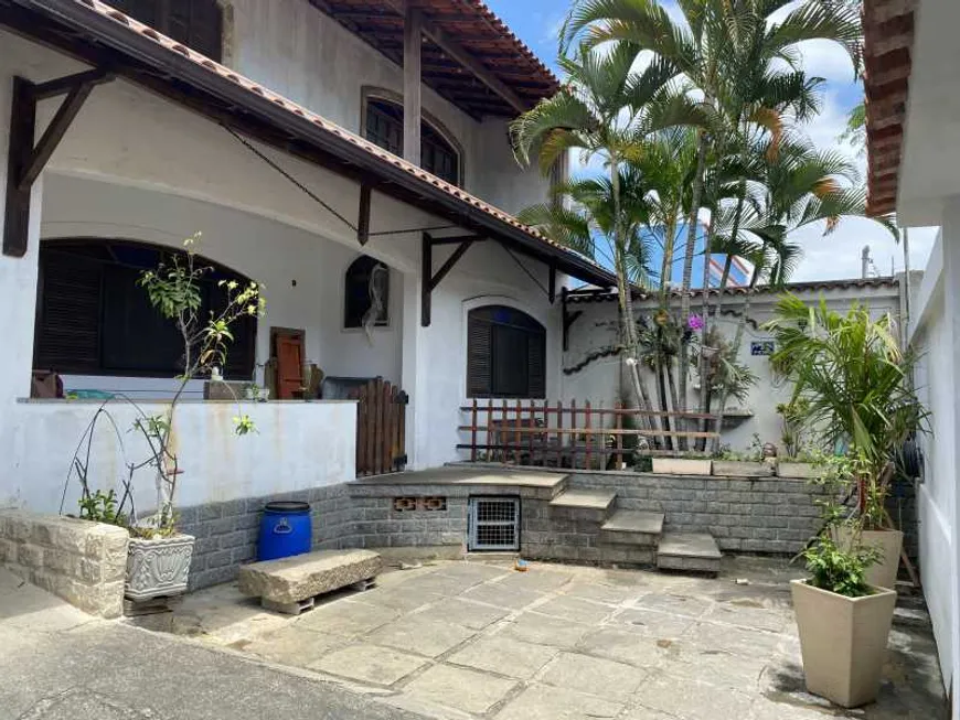 Foto 1 de Casa com 5 Quartos à venda, 455m² em Curicica, Rio de Janeiro