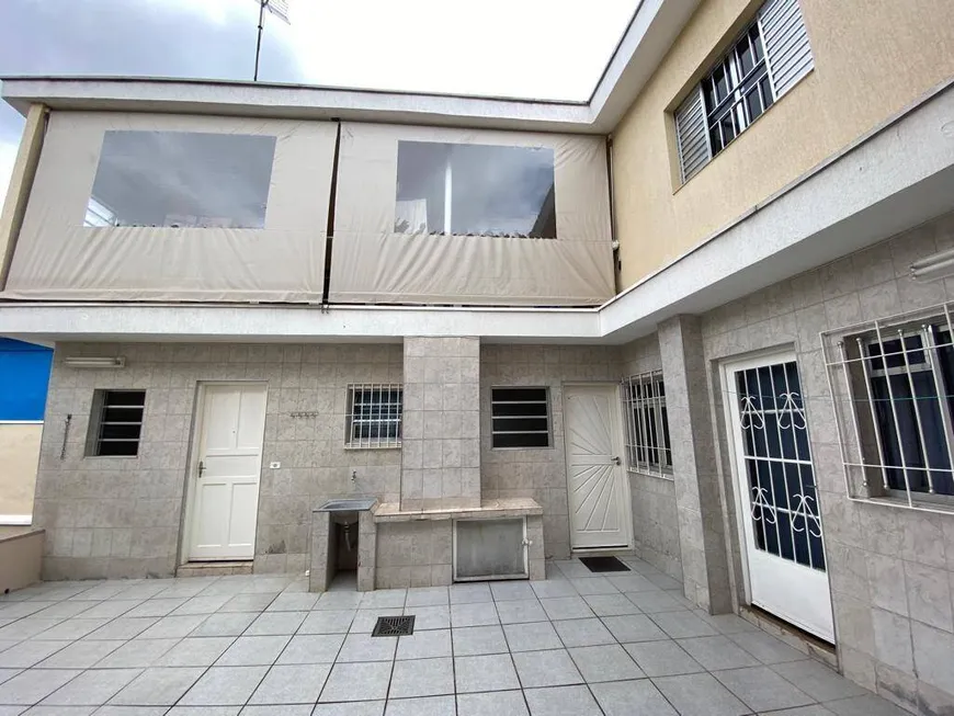 Foto 1 de Casa com 6 Quartos à venda, 250m² em Ayrosa, Osasco