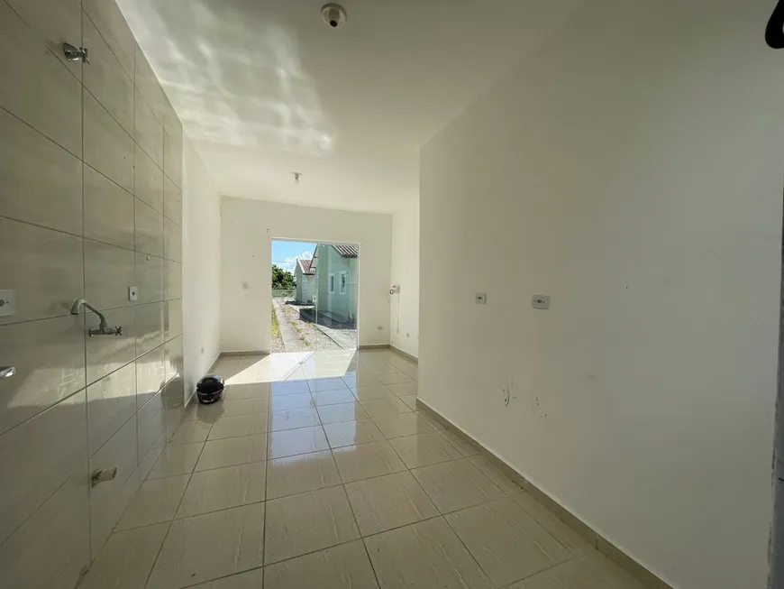 Foto 1 de Casa com 2 Quartos à venda, 42m² em Piçarras, Guaratuba