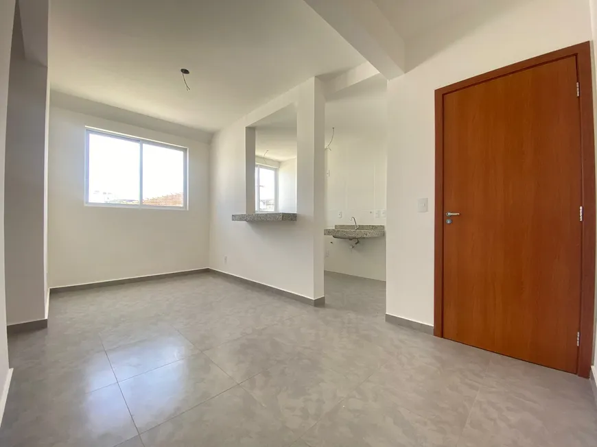 Foto 1 de Apartamento com 2 Quartos à venda, 45m² em Mantiqueira, Belo Horizonte