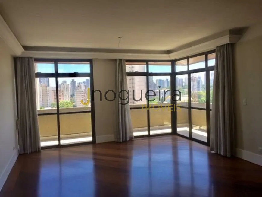 Foto 1 de Apartamento com 4 Quartos à venda, 195m² em Chácara Santo Antônio, São Paulo