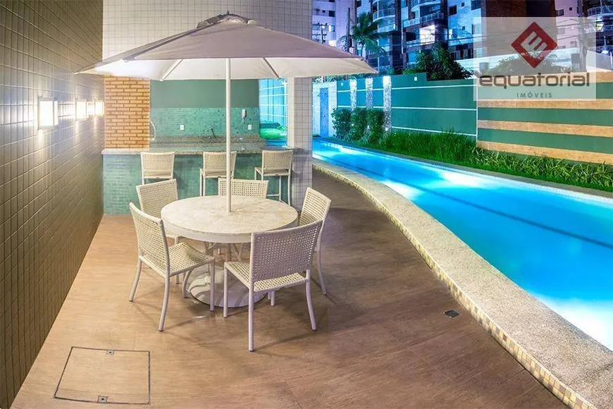 Foto 1 de Apartamento com 2 Quartos à venda, 62m² em Meireles, Fortaleza
