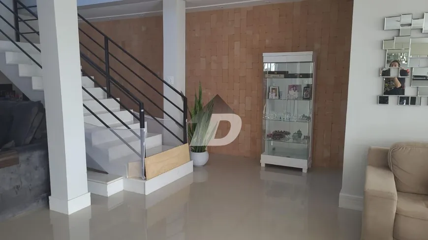 Foto 1 de Casa de Condomínio com 3 Quartos à venda, 213m² em Loteamento Caminhos de Sao Conrado Sousas, Campinas