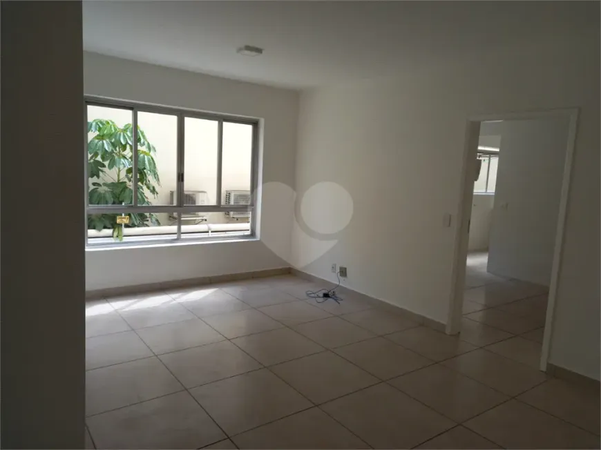 Foto 1 de Apartamento com 3 Quartos para alugar, 154m² em Paraíso, São Paulo