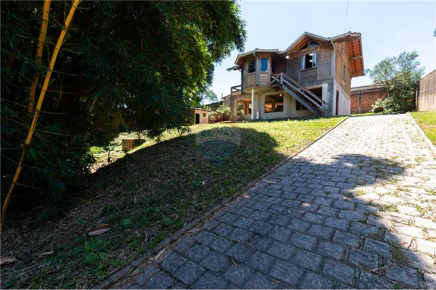 Foto 1 de Casa com 3 Quartos à venda, 156m² em Parque Embu, Colombo