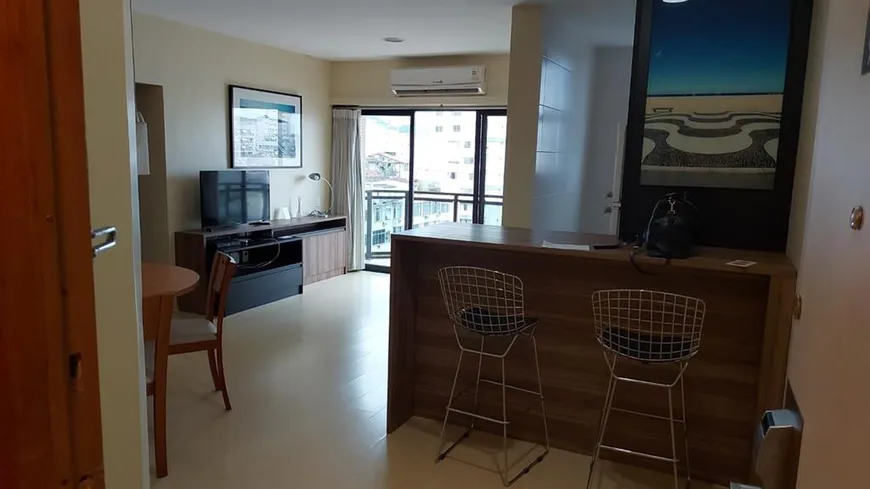 Foto 1 de Apartamento com 2 Quartos à venda, 62m² em Leblon, Rio de Janeiro