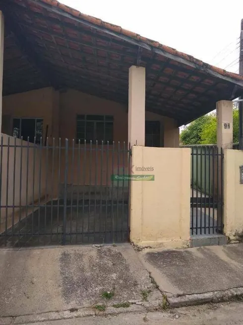 Foto 1 de Casa com 2 Quartos à venda, 85m² em Jardim Santa Luzia, Pindamonhangaba