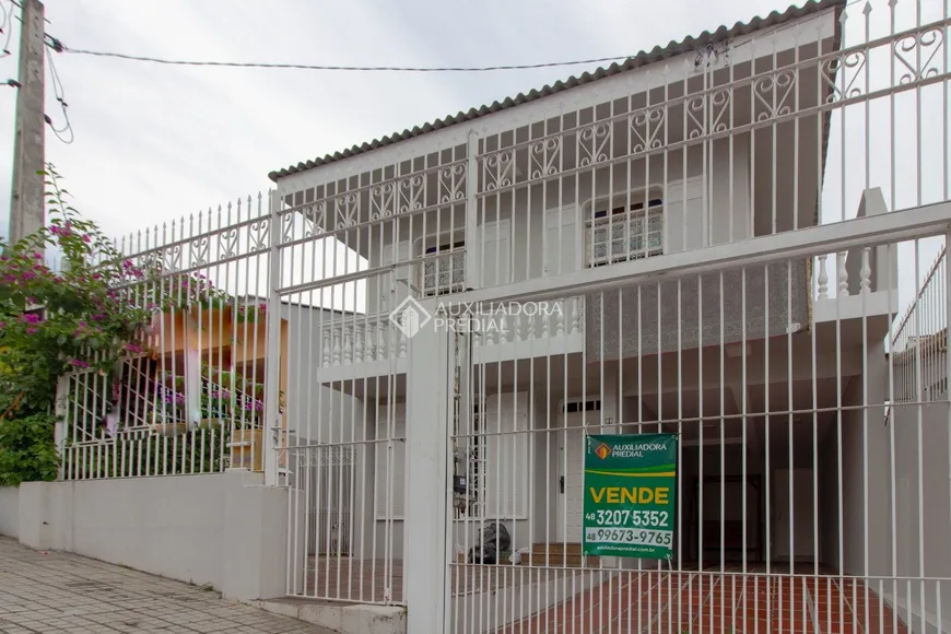 Foto 1 de Casa com 4 Quartos à venda, 195m² em Centro, Florianópolis