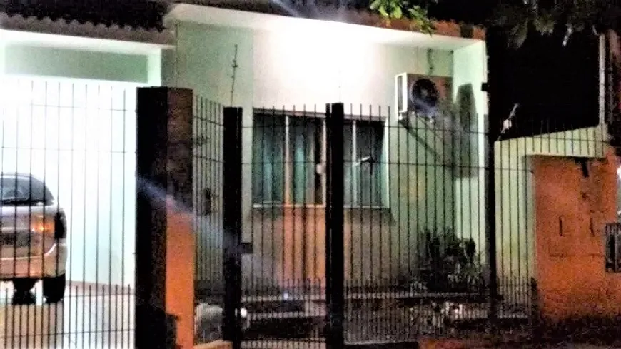 Foto 1 de Casa com 3 Quartos à venda, 199m² em Jardim Alvorada, Maringá