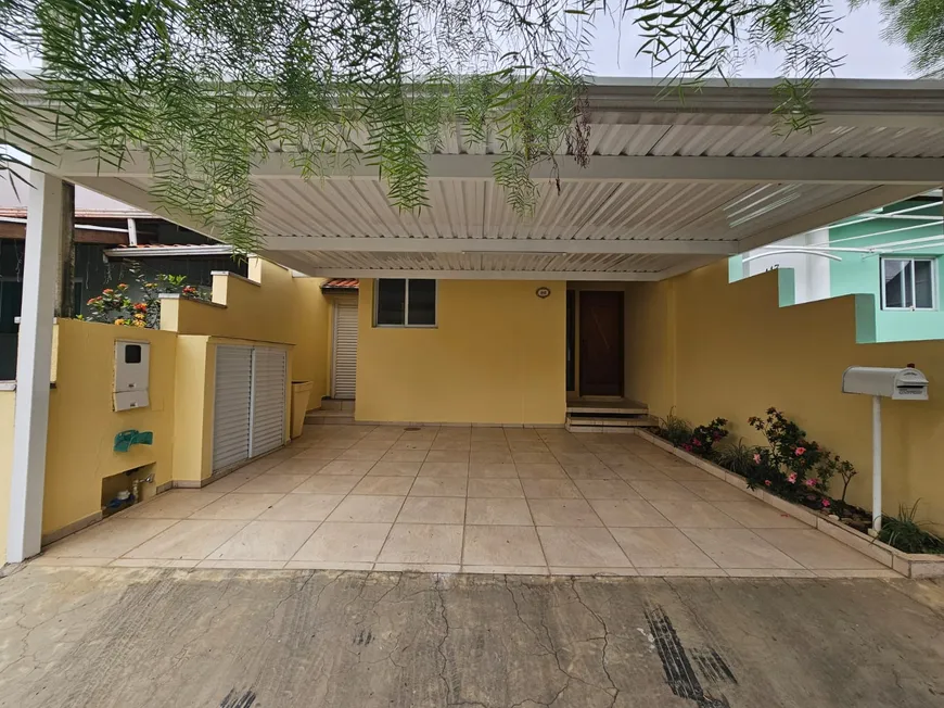 Foto 1 de Casa de Condomínio com 2 Quartos à venda, 110m² em Portal das Acacias, Indaiatuba