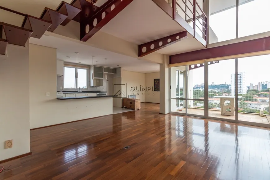 Foto 1 de Apartamento com 1 Quarto para alugar, 116m² em Vila Madalena, São Paulo
