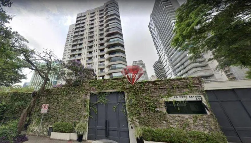 Foto 1 de Apartamento com 3 Quartos à venda, 200m² em Itaim Bibi, São Paulo