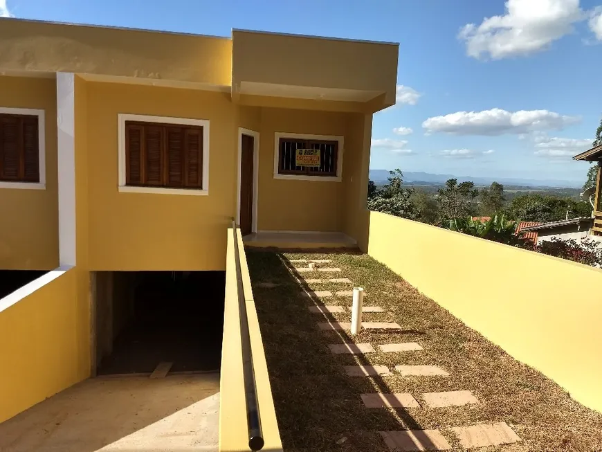 Foto 1 de Casa com 2 Quartos à venda, 63m² em Campestre, São Leopoldo
