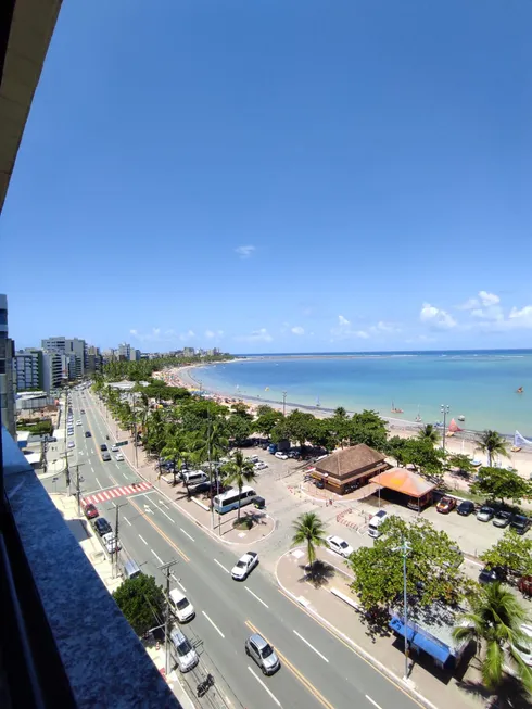 Foto 1 de Apartamento com 2 Quartos à venda, 80m² em Pajuçara, Maceió