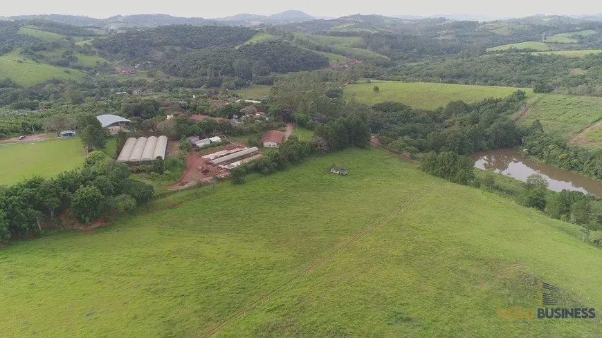 Foto 1 de Fazenda/Sítio com 1 Quarto à venda, 1066954m² em Cachoeira , Atibaia