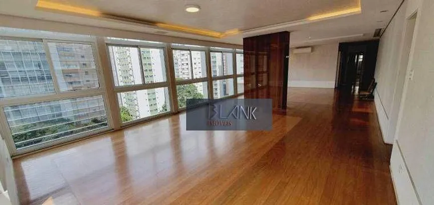 Foto 1 de Apartamento com 3 Quartos à venda, 251m² em Jardim Paulista, São Paulo