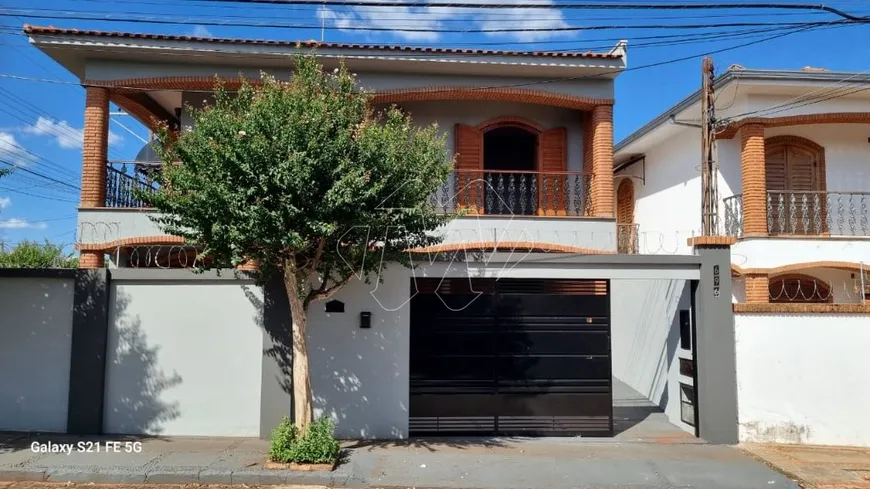 Foto 1 de Sobrado com 3 Quartos à venda, 277m² em São José, Araraquara