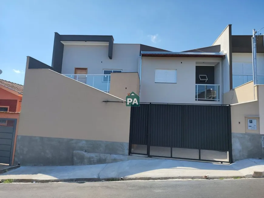 Foto 1 de Casa com 3 Quartos à venda, 176m² em Jardim Country Club, Poços de Caldas