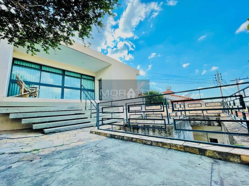Foto 1 de Casa com 3 Quartos à venda, 272m² em Santa Maria, Belo Horizonte