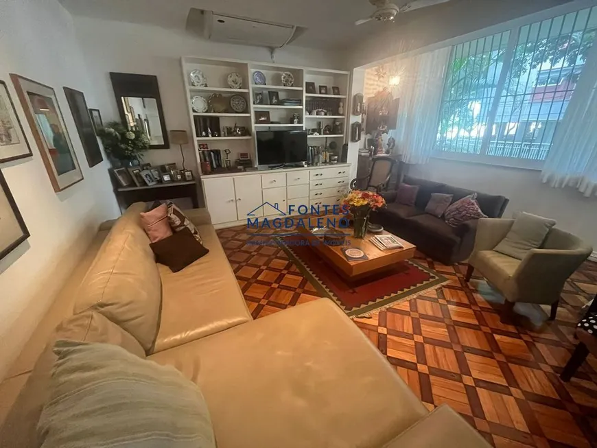 Foto 1 de Apartamento com 3 Quartos à venda, 150m² em Leblon, Rio de Janeiro