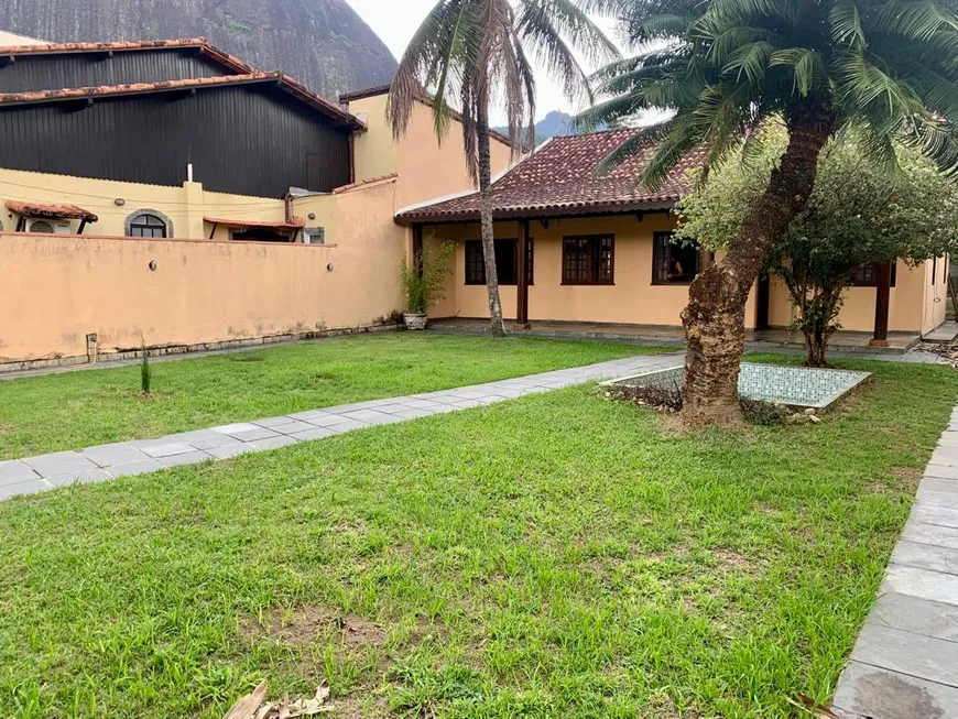 Foto 1 de Casa com 2 Quartos para alugar, 150m² em Taquara, Rio de Janeiro