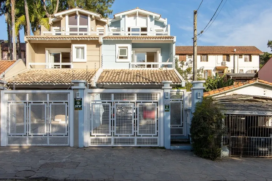 Foto 1 de Casa com 4 Quartos à venda, 149m² em Vila Conceição, Porto Alegre