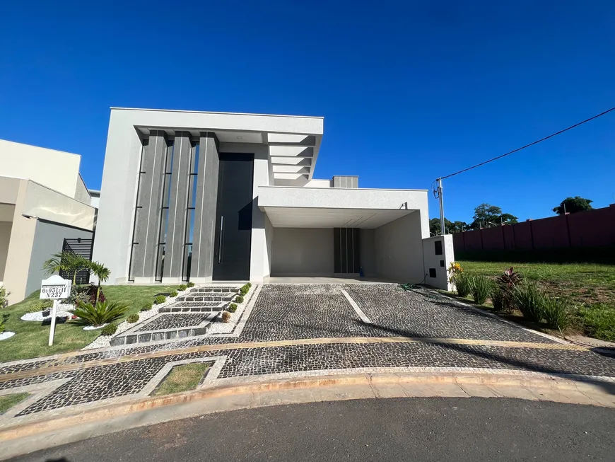 Foto 1 de Lote/Terreno com 1 Quarto à venda, 236m² em Jardins Bolonha, Senador Canedo