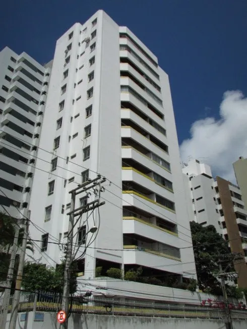 Foto 1 de Apartamento com 2 Quartos para alugar, 85m² em Graça, Salvador