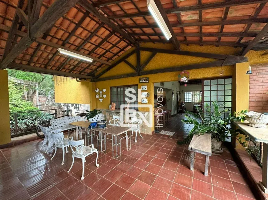 Foto 1 de Casa com 3 Quartos à venda, 320m² em Mansões Aeroporto, Uberlândia