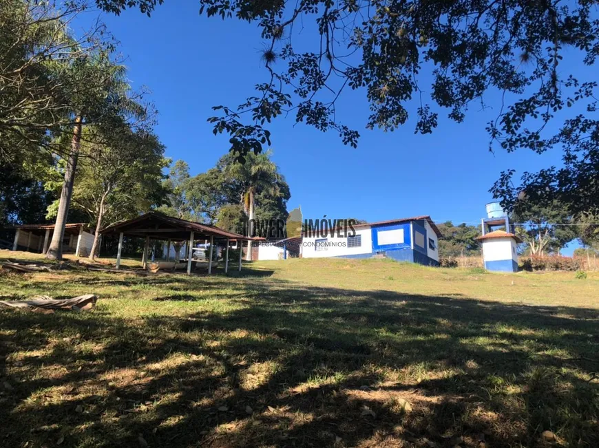 Foto 1 de Fazenda/Sítio com 3 Quartos à venda, 280m² em Pocinhos do Rio Verde , Caldas