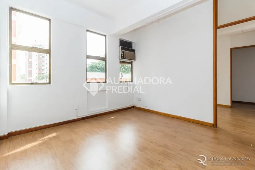 Foto 1 de Sala Comercial para alugar, 39m² em Menino Deus, Porto Alegre