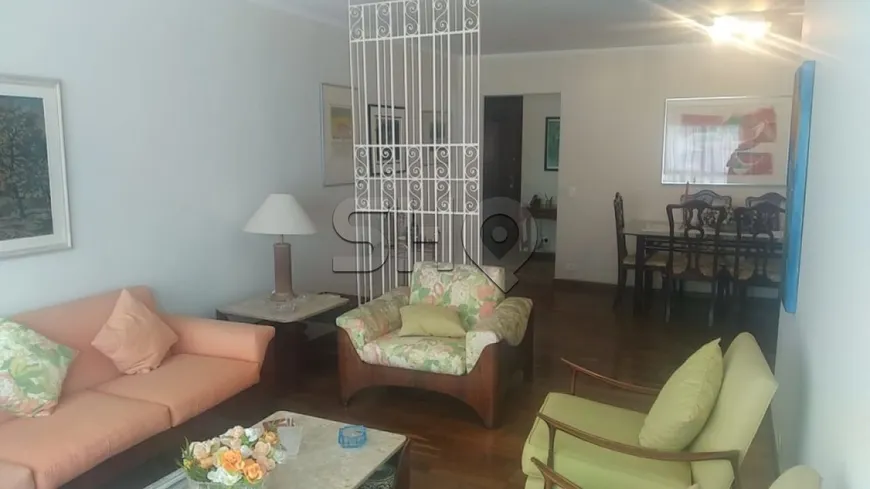 Foto 1 de Apartamento com 3 Quartos à venda, 127m² em Cerqueira César, São Paulo