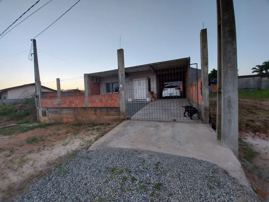 Foto 1 de Casa com 2 Quartos à venda, 90m² em Itinga, Araquari