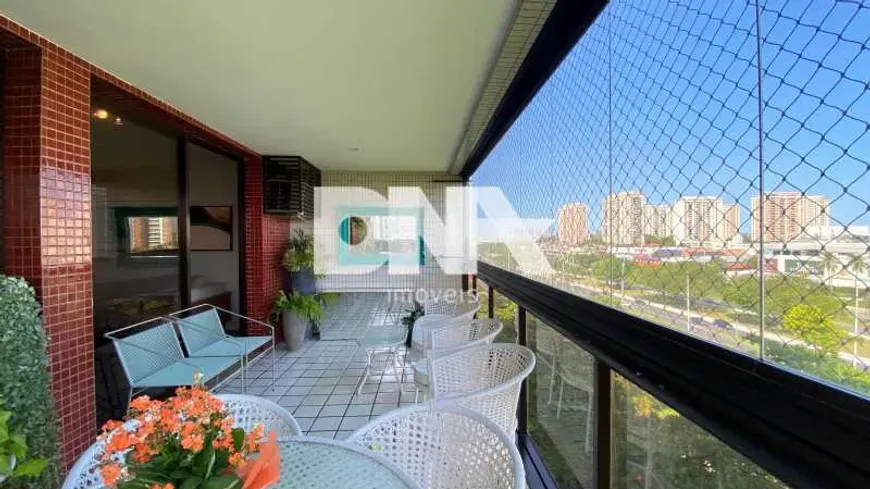 Foto 1 de Apartamento com 4 Quartos à venda, 136m² em Barra da Tijuca, Rio de Janeiro