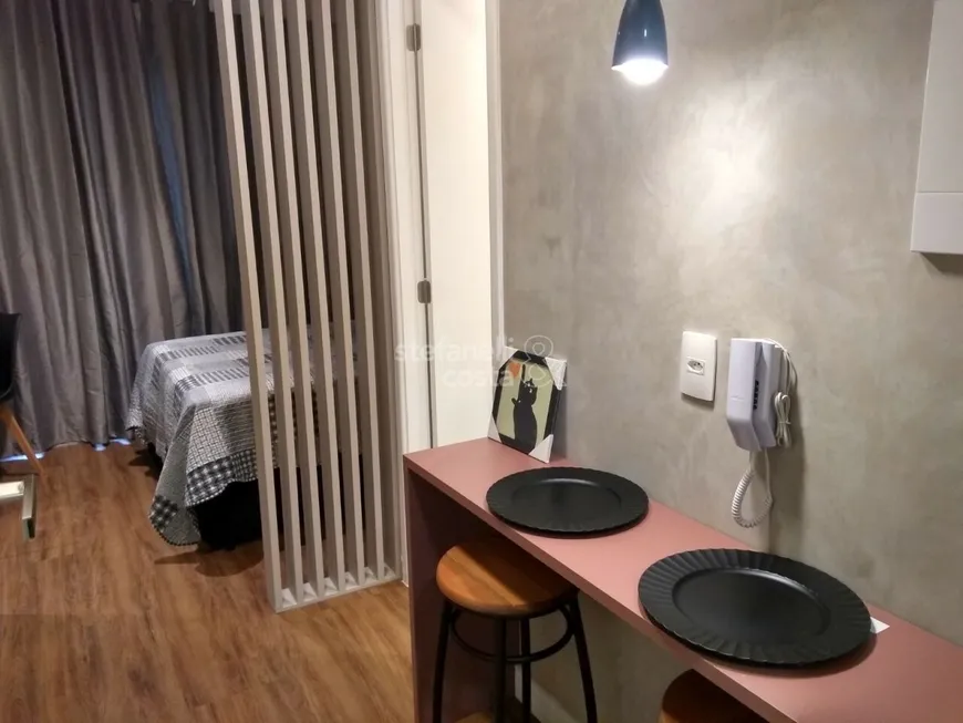 Foto 1 de Apartamento com 1 Quarto para alugar, 21m² em República, São Paulo