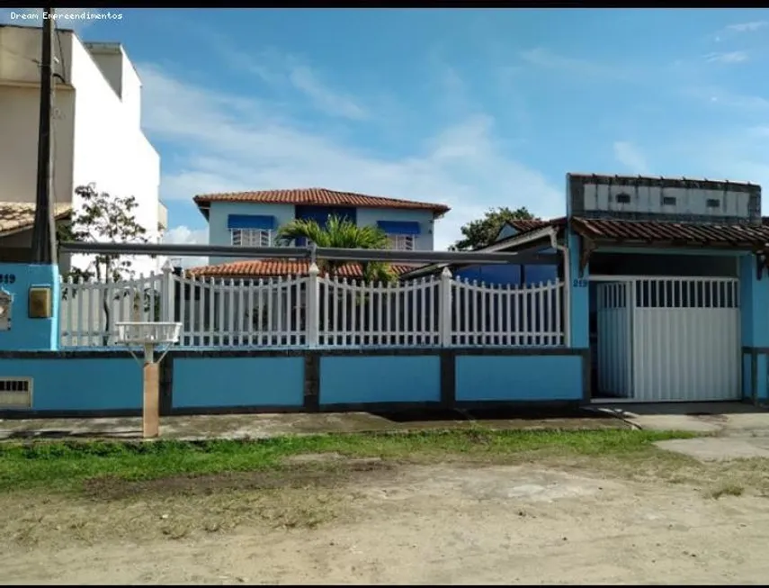 Foto 1 de Casa com 5 Quartos à venda, 102m² em Mariléa Chácara, Rio das Ostras