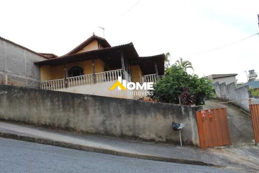 Foto 1 de Casa com 3 Quartos à venda, 156m² em Diamante, Belo Horizonte